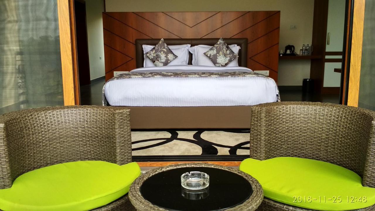 Vismita County Otel Chikmagalūr Dış mekan fotoğraf